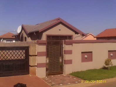 3 Bedroom House To Rent In Protea Glen Ext 7 Junk Mail