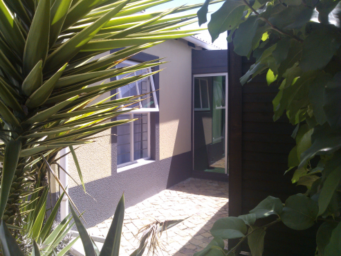 Somerset West A Short Term Rental In A Private 2 Bedroom House