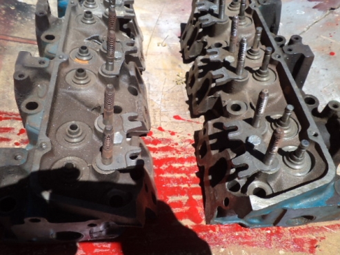 Ford v6 3,0L cylinder heads.