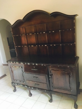 Solid Antique Emboya Ball and Claw wall-unit | Junk Mail Solid Antique Emboya Ball and Claw wall-unit | Junk Mail