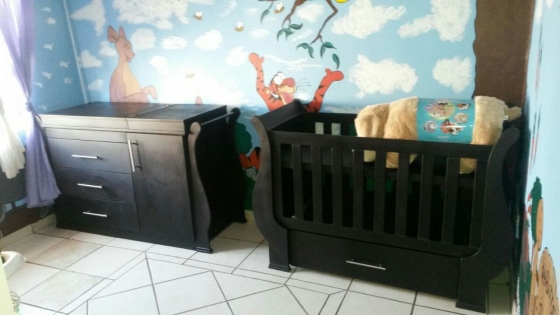 Sleigh Design Baby Cot Compactum Sur16 Junk Mail