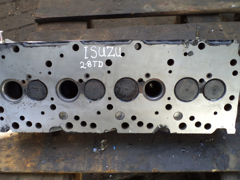 Isuzu 280d cylinder head