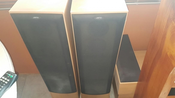 jamo e470 price