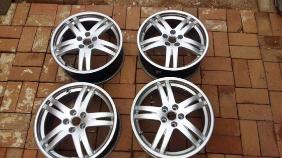 Cromadora Mags