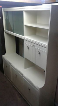 wall unit in Household in Cape Town | Junk Mail wall unit in Household in Cape Town | Junk Mail