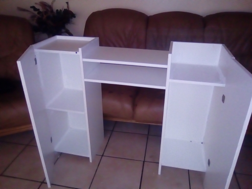 Brand New White Nail Technician Table For Junk Mail Brand New White Nail Technician Table For