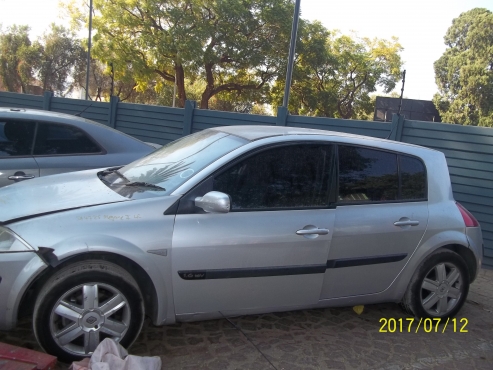 Renault Megane Ii Shake It Stripping For Spares Junk Mail Renault Megane Ii Shake It Stripping For Spares